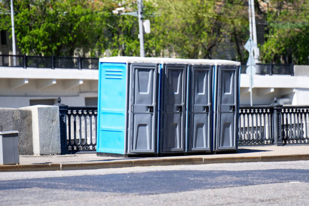 Best Portable restroom trailer rental  in Doolittle, TX